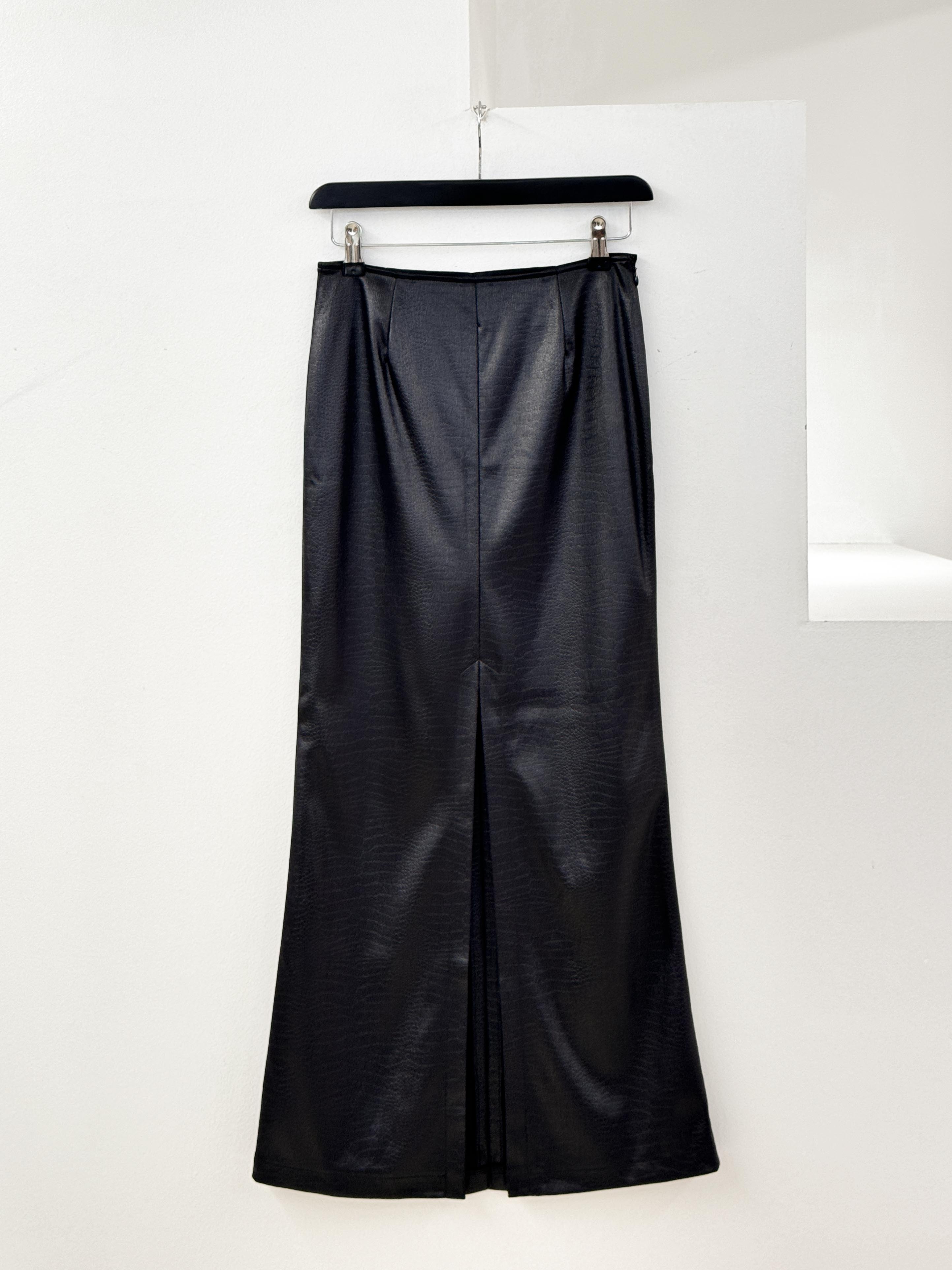 Black long skirt 26inch